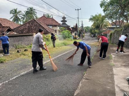 KEGIATAN JUMAT BERSIH DESA KALIANGET